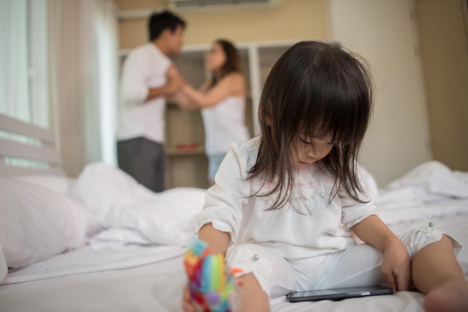 當監護遇到家暴：未成年子女監護判決的影響因子